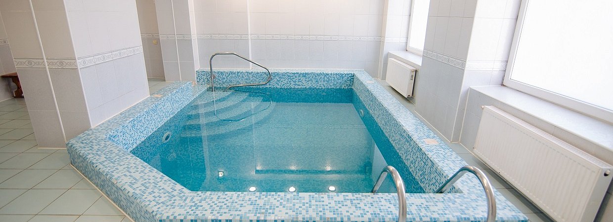 Сауна с бассейном